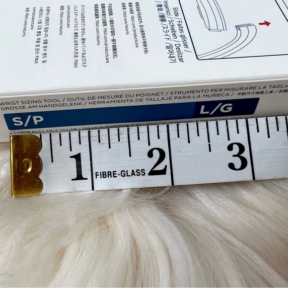 fitbit New charge 2 Classic Accessory Band Purple Sz Small New in Box NIB - Picture 8 of 10